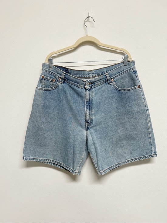 Levi's Pants - Levis Womens Vintage 90s Y2K Light Wash Classic Denim Baggy Mom Shorts Size 18